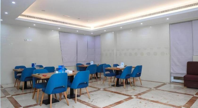 Alazmi Hotel Дубай Экстерьер фото