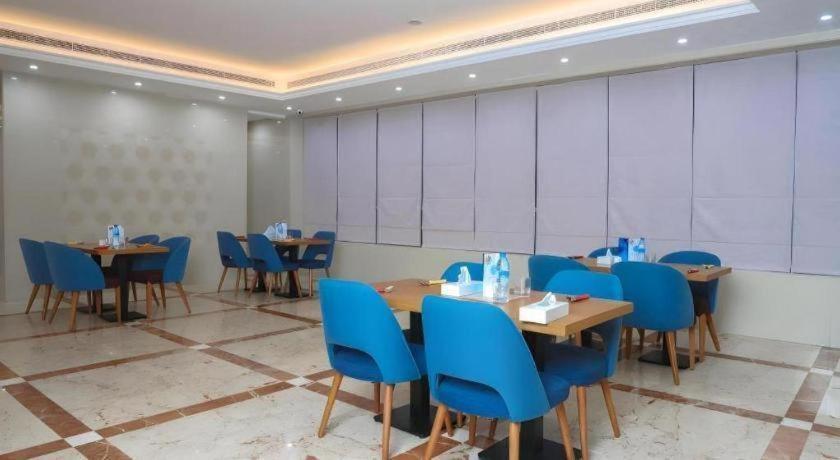 Alazmi Hotel Дубай Экстерьер фото