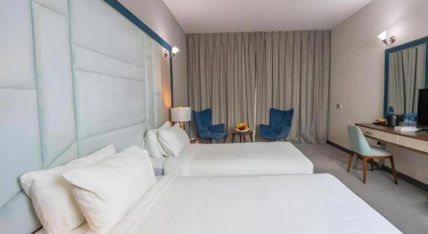 Alazmi Hotel Дубай Экстерьер фото